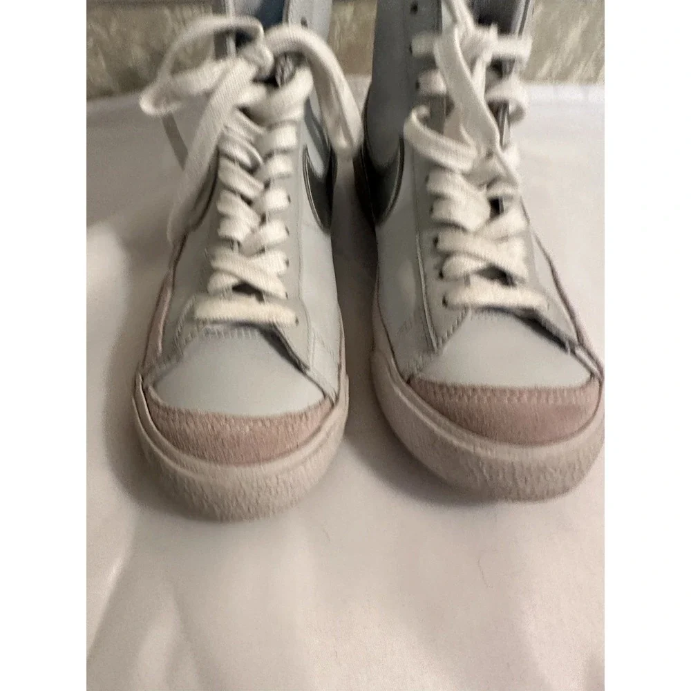 Nike Kids' Grade School Blazer Mid '77 Light Lavender Silver Metallic 6Y